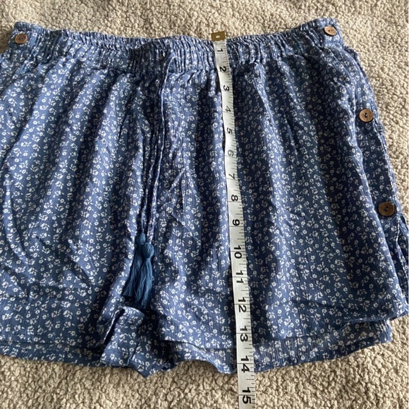 🌸 Salty Lemon 🌸 flowy blue shorts - Picture 6 of 6